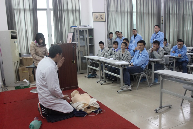 心肺复苏救护培训
